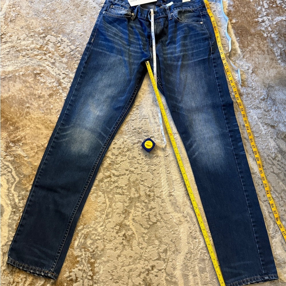 Calvin Klein Jeans Men’s 34 x 34 Straight Leg – NWT